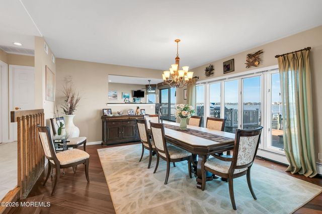1916 Mizzen Road, Toms River, NJ 08753