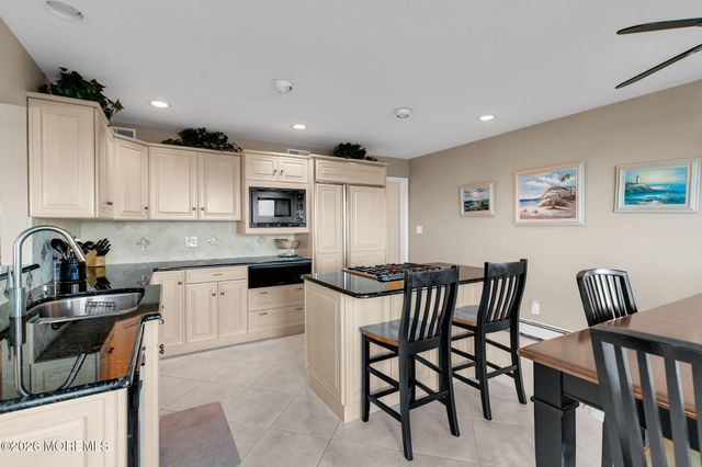 1916 Mizzen Road, Toms River, NJ 08753