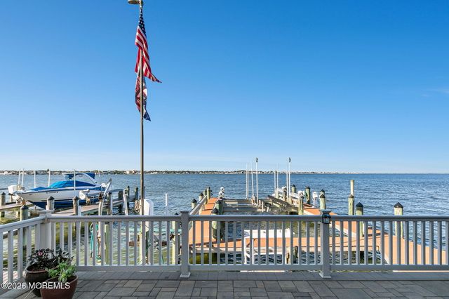 1916 Mizzen Road, Toms River, NJ 08753
