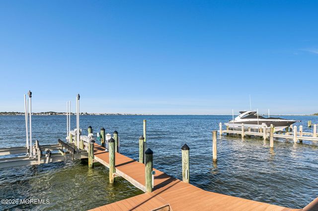 1916 Mizzen Road, Toms River, NJ 08753