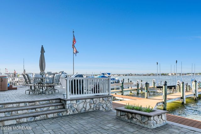 1916 Mizzen Road, Toms River, NJ 08753