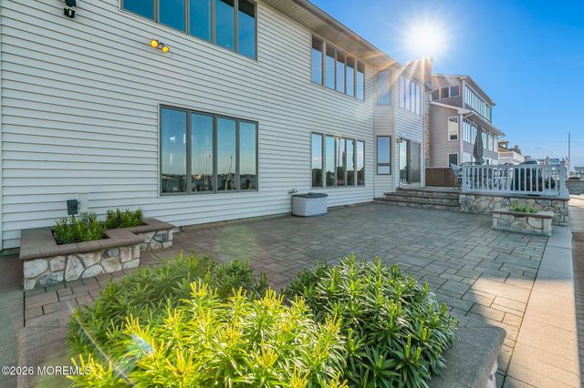 1916 Mizzen Road, Toms River, NJ 08753