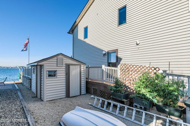 1916 Mizzen Road, Toms River, NJ 08753