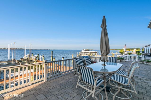 1916 Mizzen Road, Toms River, NJ 08753
