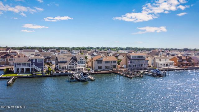 1916 Mizzen Road, Toms River, NJ 08753