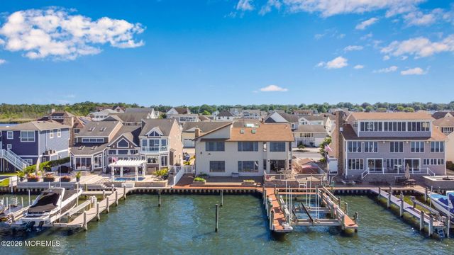 1916 Mizzen Road, Toms River, NJ 08753