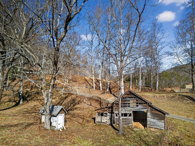 3437 Hanging Dog Road, Murphy, NC 28906