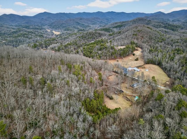 3437 Hanging Dog Road, Murphy, NC 28906