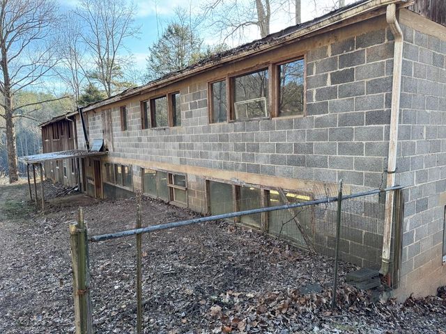 3437 Hanging Dog Road, Murphy, NC 28906