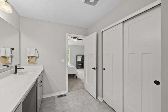 2557 Taberville Drive, Blacklick, OH 43004