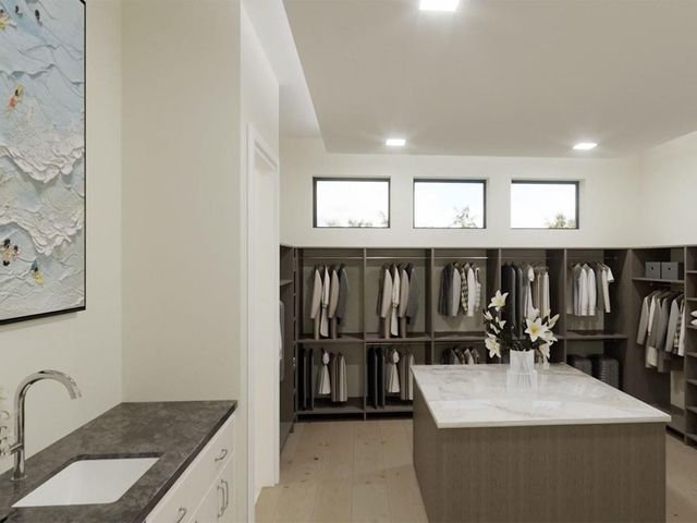 2239 Eagle Oaks Ln, West Palm Beach, FL 33401