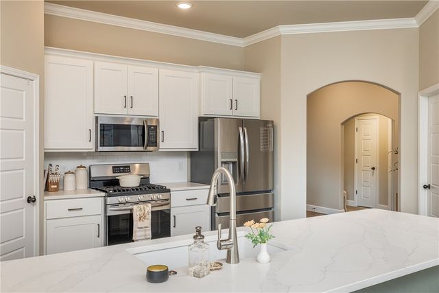 5399 Clear Springs Avenue, Springdale, AR 72762