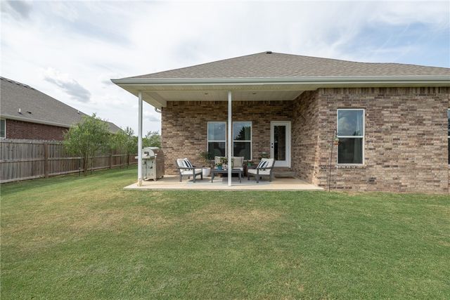 5399 Clear Springs Avenue, Springdale, AR 72762
