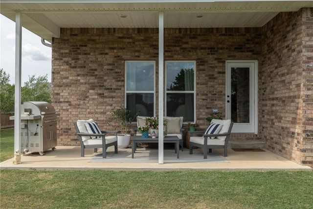 5399 Clear Springs Avenue, Springdale, AR 72762