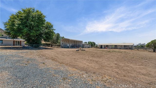 28736 Warren, Hemet, CA 92545