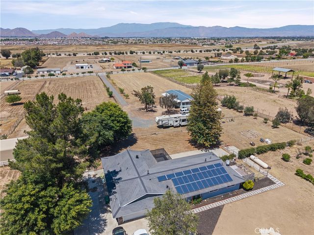 28736 Warren, Hemet, CA 92545