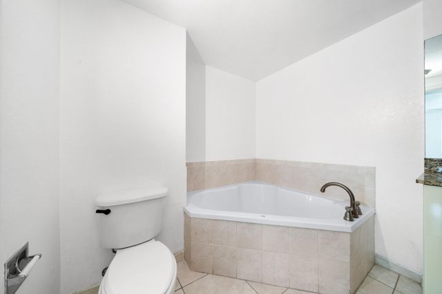1830 Radius Drive 405, Hollywood, FL 33020