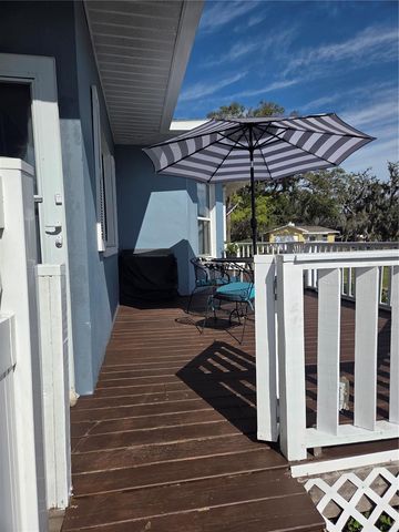 401 WHITCOMB BOULEVARD, Tarpon Springs, FL 34689