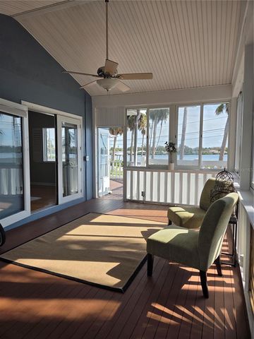 401 WHITCOMB BOULEVARD, Tarpon Springs, FL 34689