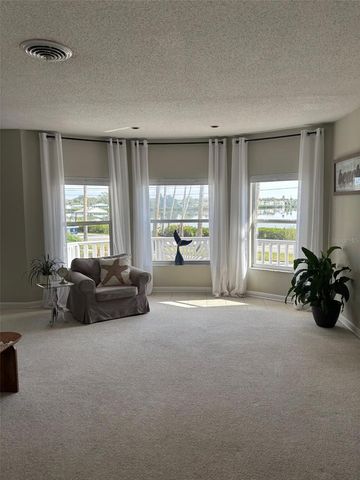 401 WHITCOMB BOULEVARD, Tarpon Springs, FL 34689