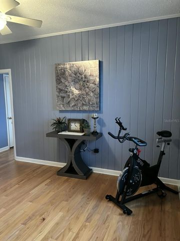 401 WHITCOMB BOULEVARD, Tarpon Springs, FL 34689