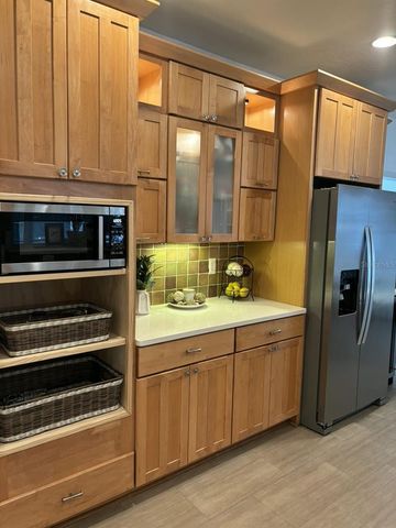 401 WHITCOMB BOULEVARD, Tarpon Springs, FL 34689