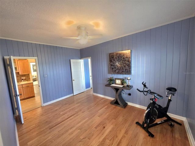 401 WHITCOMB BOULEVARD, Tarpon Springs, FL 34689