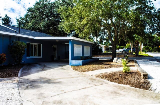 401 WHITCOMB BOULEVARD, Tarpon Springs, FL 34689