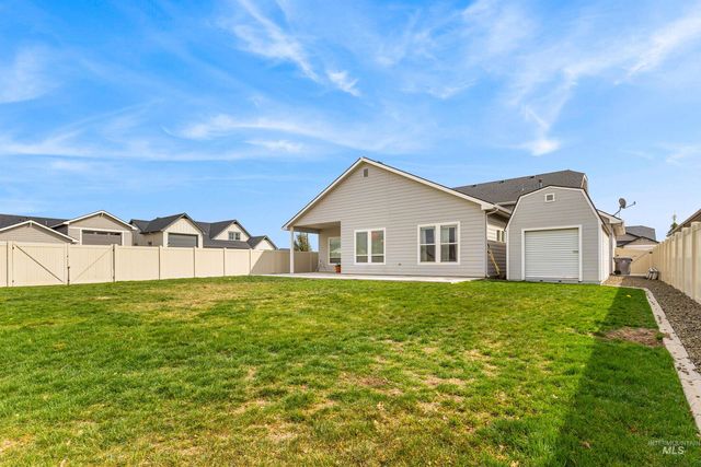 18105 N Treeline, Nampa, ID 83687