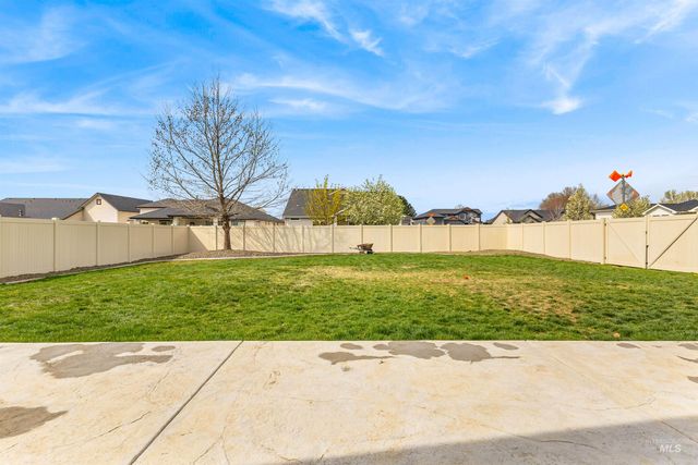 18105 N Treeline, Nampa, ID 83687