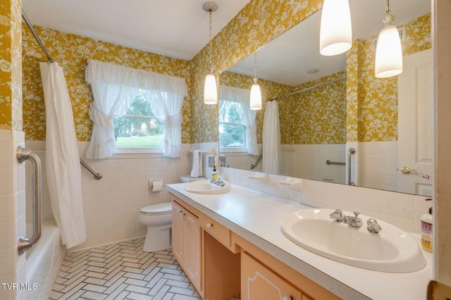 401 Montezuma Road, Kingsport, TN 37664
