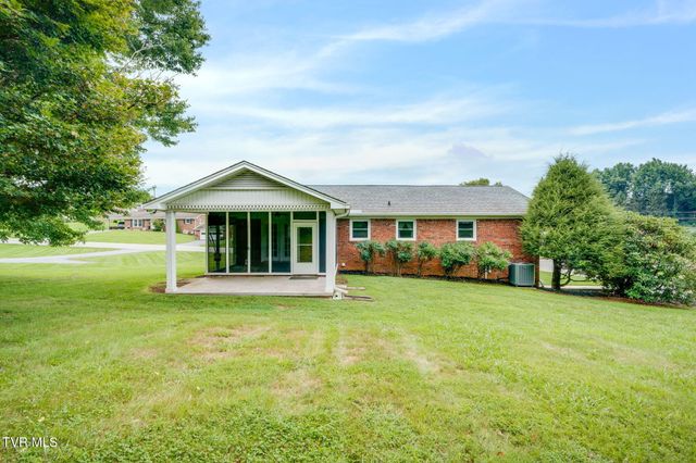 401 Montezuma Road, Kingsport, TN 37664
