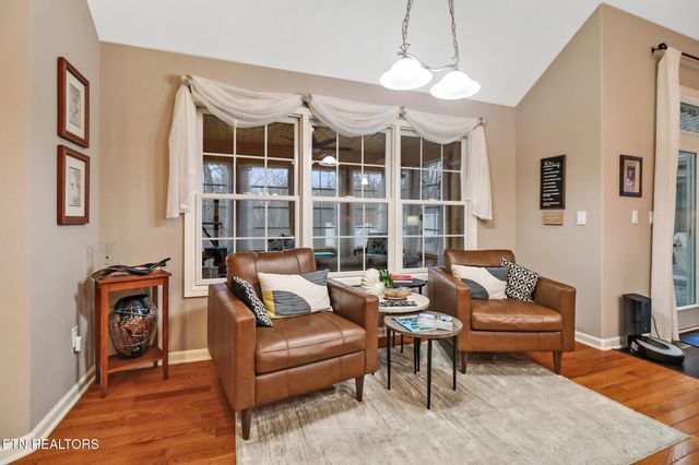 33 Hemlock Court, Crossville, TN 38558