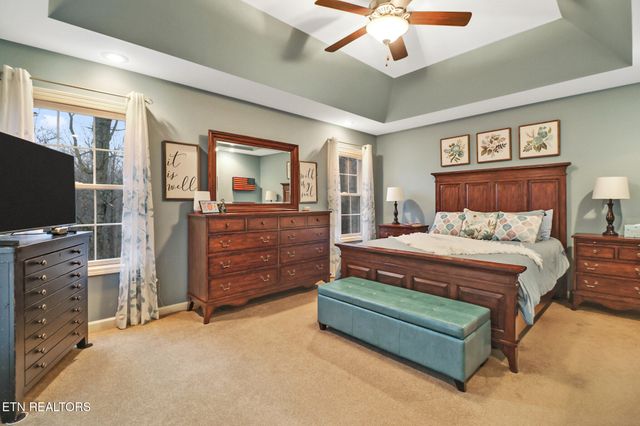 33 Hemlock Court, Crossville, TN 38558