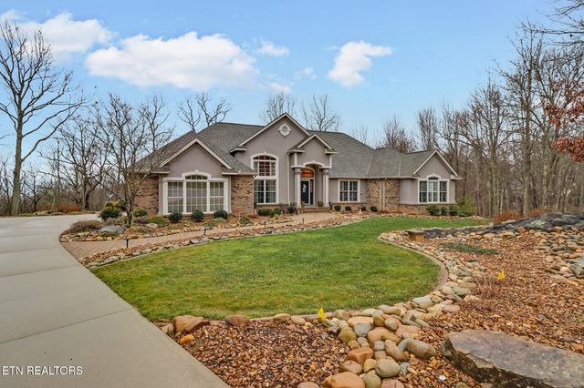 33 Hemlock Court, Crossville, TN 38558