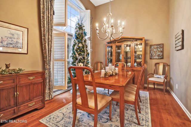 33 Hemlock Court, Crossville, TN 38558