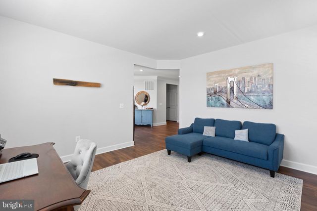 512 CRAB APPLE DR, Stafford, VA 22554