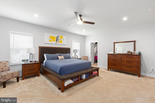 512 CRAB APPLE DR, Stafford, VA 22554