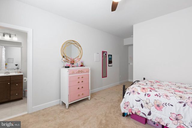 512 CRAB APPLE DR, Stafford, VA 22554