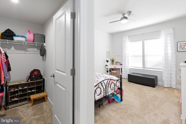 512 CRAB APPLE DR, Stafford, VA 22554