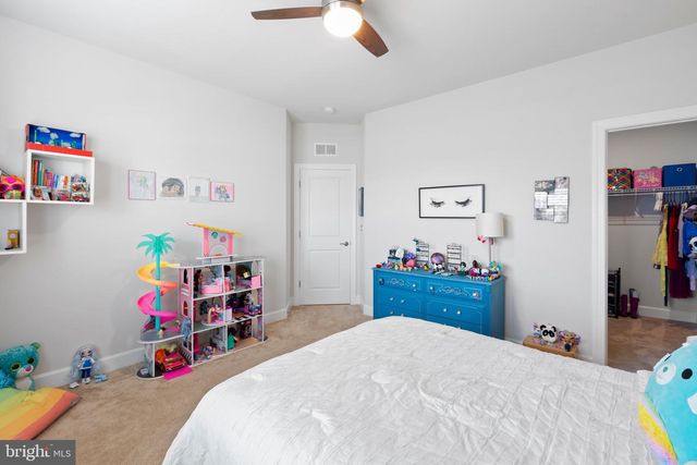 512 CRAB APPLE DR, Stafford, VA 22554