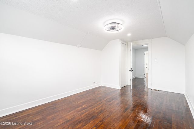 1448 Catalpa St, Louisville, KY 40211