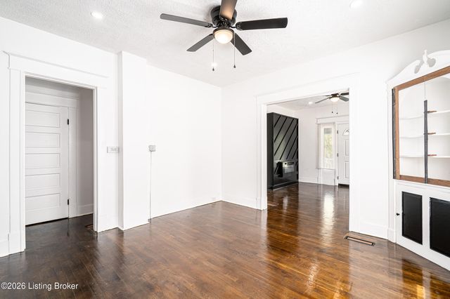 1448 Catalpa St, Louisville, KY 40211