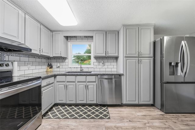 37421 LAYTON ROAD, Dade City, FL 33525