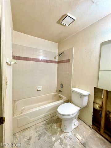 1632 North Torrey Pines Drive 101, Las Vegas, NV 89108