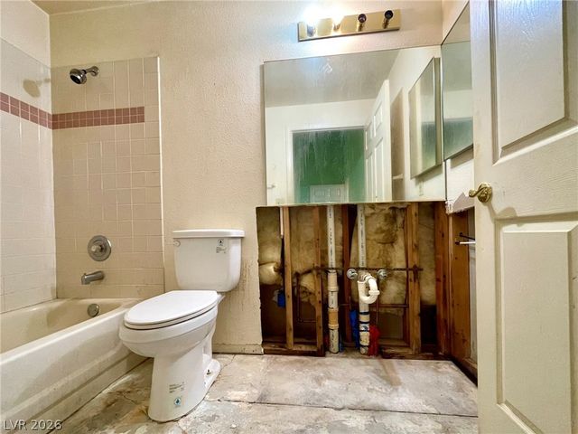 1632 North Torrey Pines Drive 101, Las Vegas, NV 89108