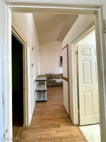 1632 North Torrey Pines Drive 101, Las Vegas, NV 89108