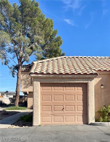 1632 North Torrey Pines Drive 101, Las Vegas, NV 89108