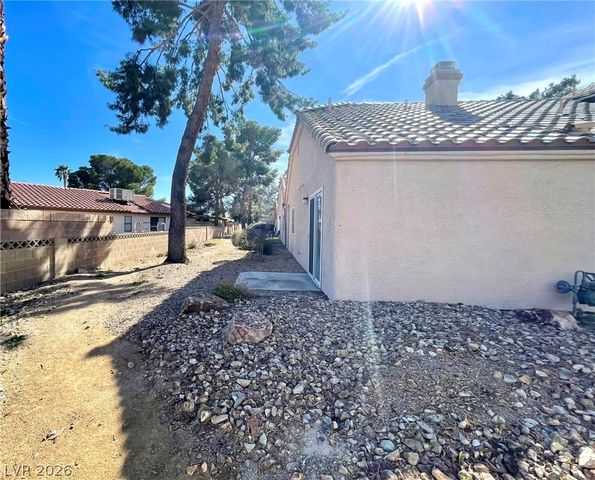 1632 North Torrey Pines Drive 101, Las Vegas, NV 89108