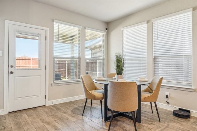 1041 Southwark Drive, Fort Worth, TX 76247